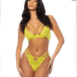 OH LA LA CHERI Elsie Lace Set Size S/M ❤️NWT❤️IN STORES❤️